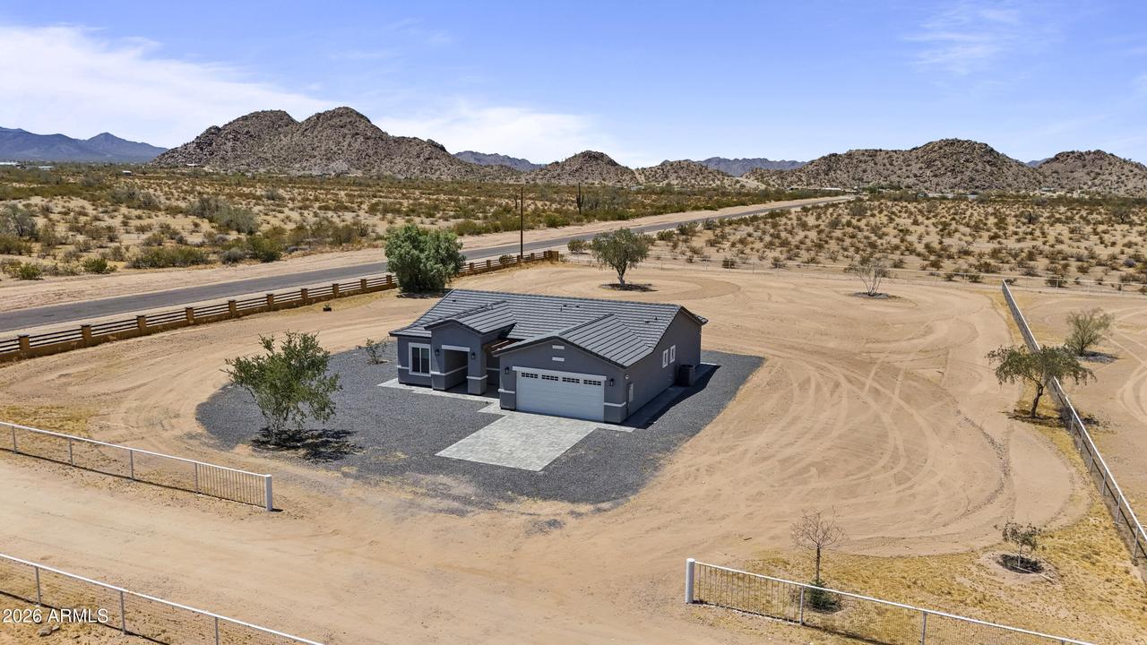 78 N Pettoshas Dr., Maricopa, AZ 85139