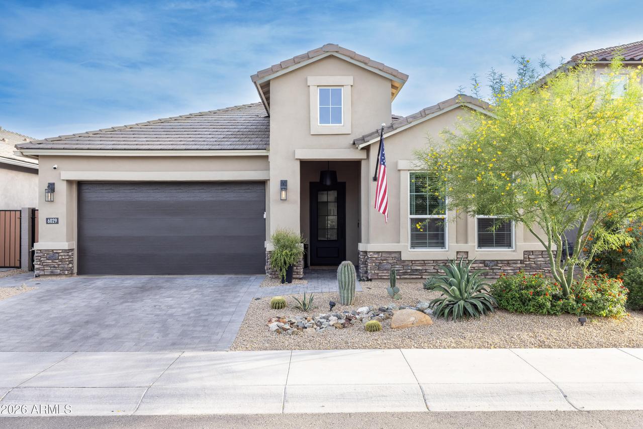 6029 E Lone Cactus Dr., Phoenix, AZ 85054