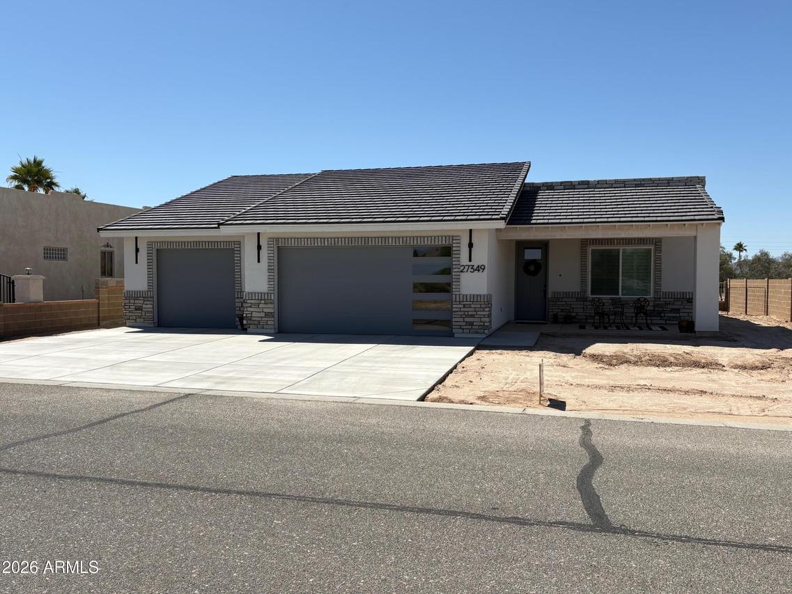 27349 Ligurta Ln., Wellton, AZ 85356