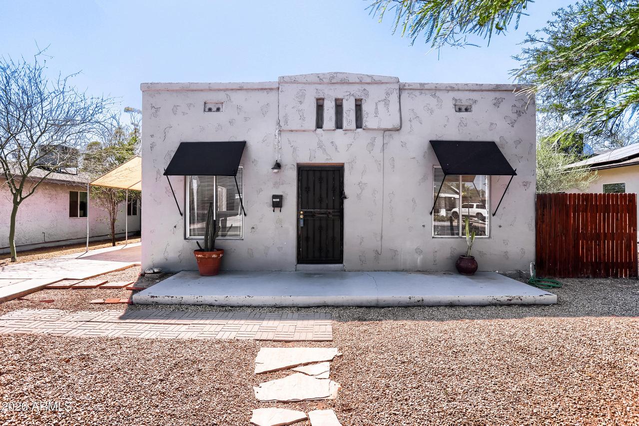 2518 N Mitchell St., Phoenix, AZ 85006