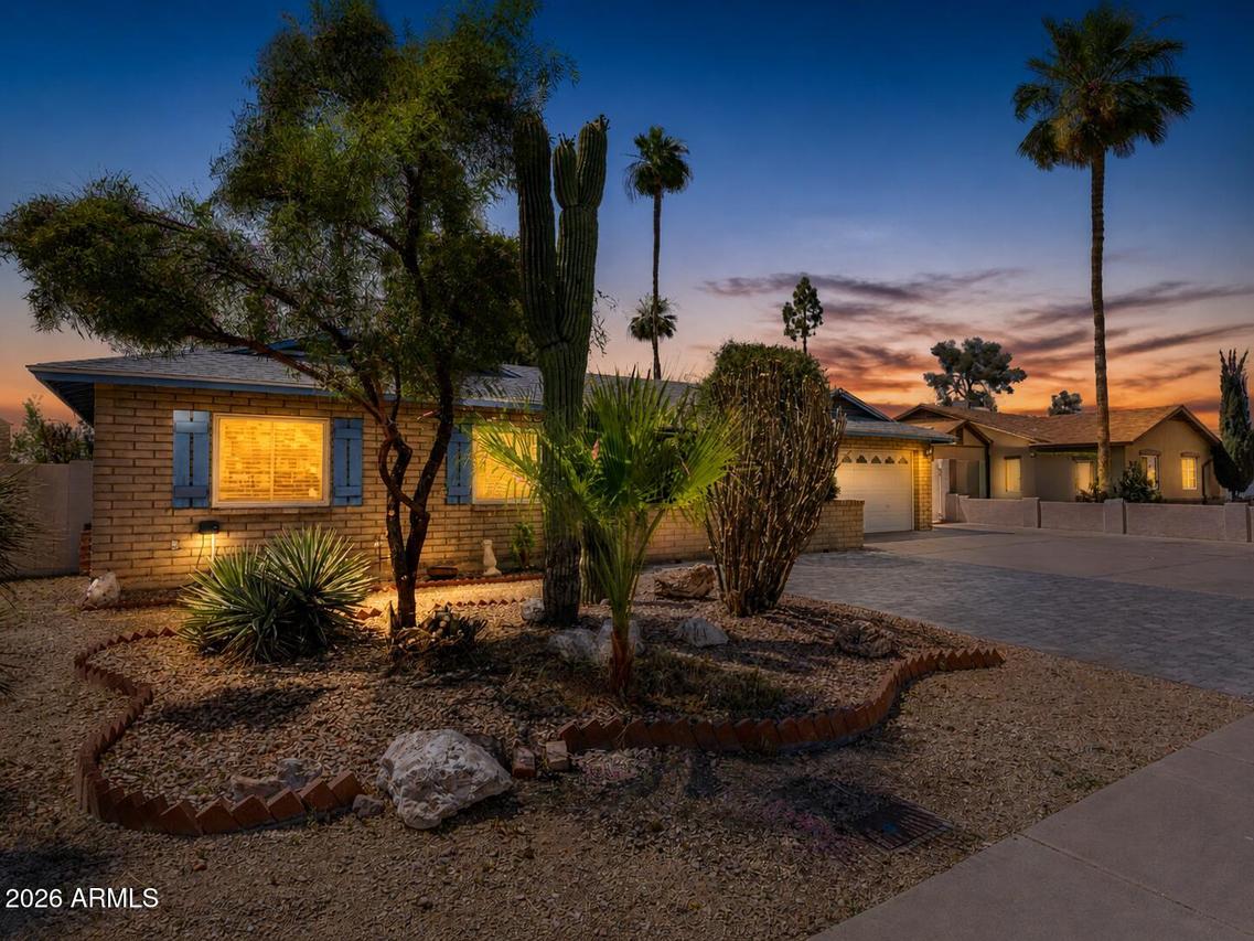 8602 N 39th Ave., Phoenix, AZ 85051