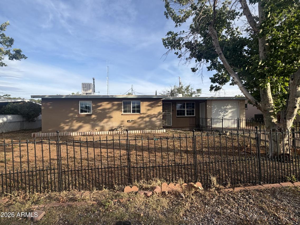 296 Steffen St., Sierra Vista, AZ 85635