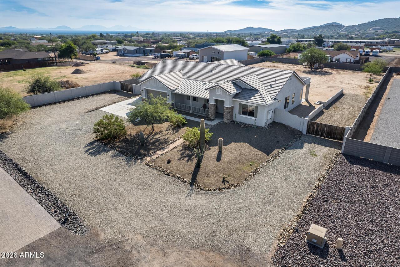 825 E Perdido Way, Phoenix, AZ 85086