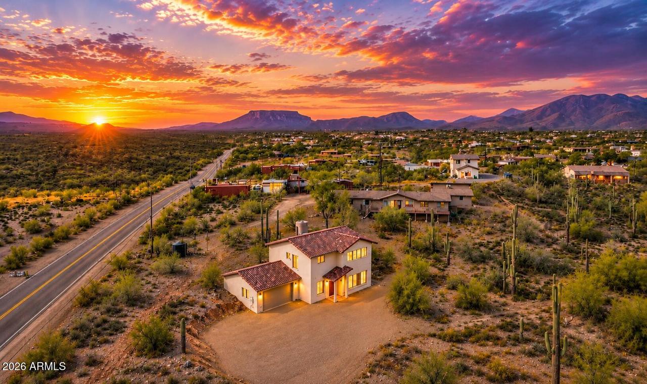 48403 N 27th Ave., New River, AZ 85087