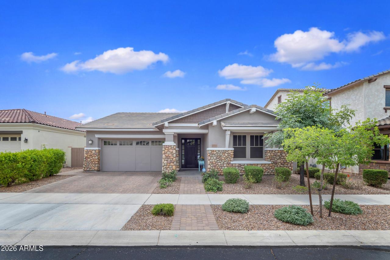 10339 E Kinetic Dr., Mesa, AZ 85212