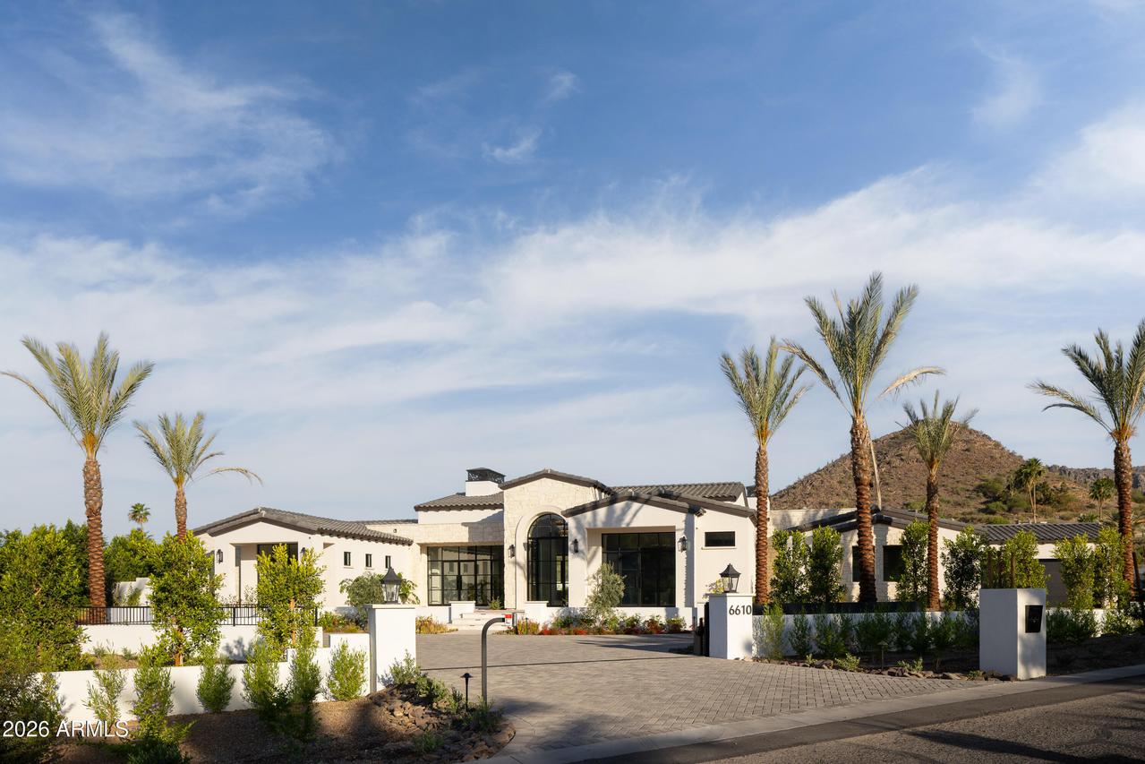 6610 N Mountain View Dr., Paradise Valley, AZ 85253