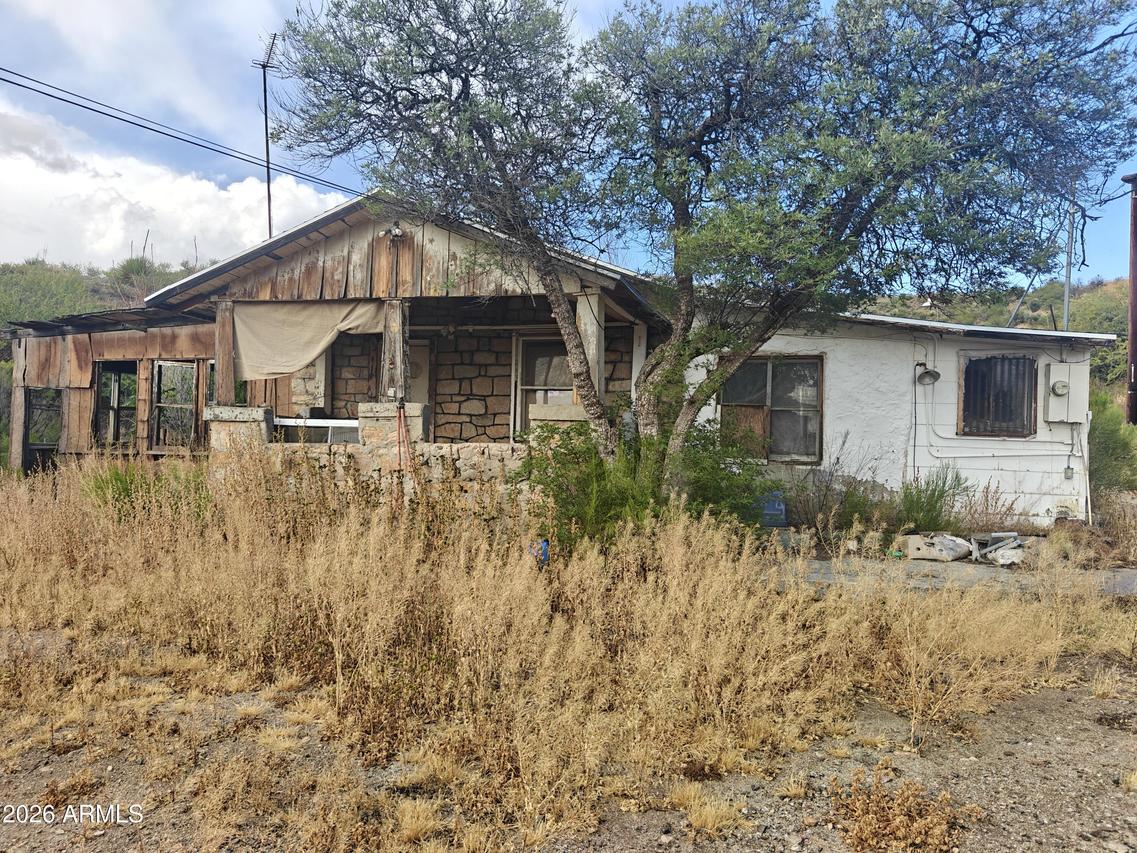 5615 S Burnham St., Globe, AZ 85501