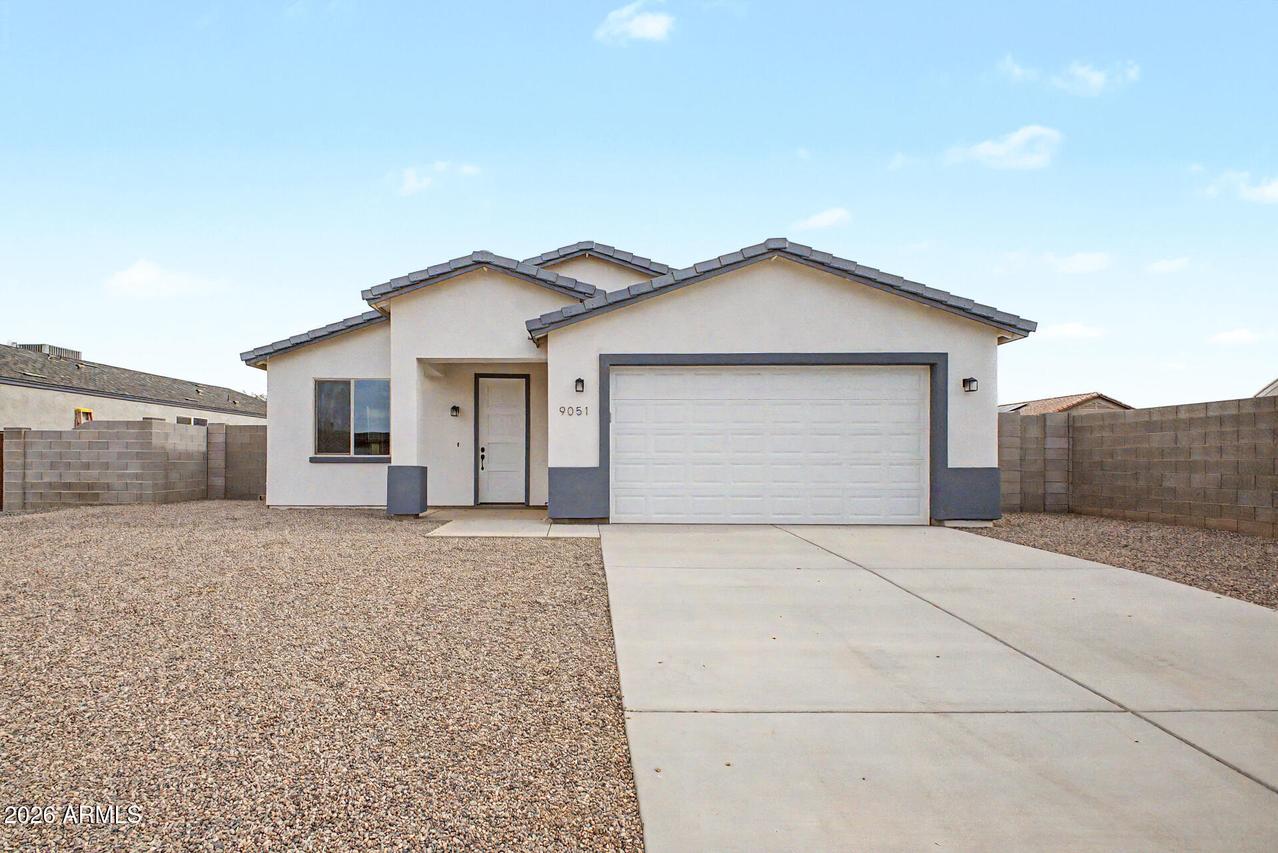 9051 W Magnum Dr., Arizona City, AZ 85123
