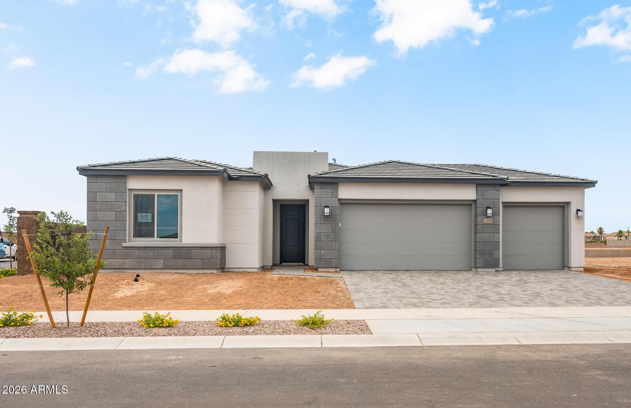 25690 N 167th Ln., Surprise, AZ 85387