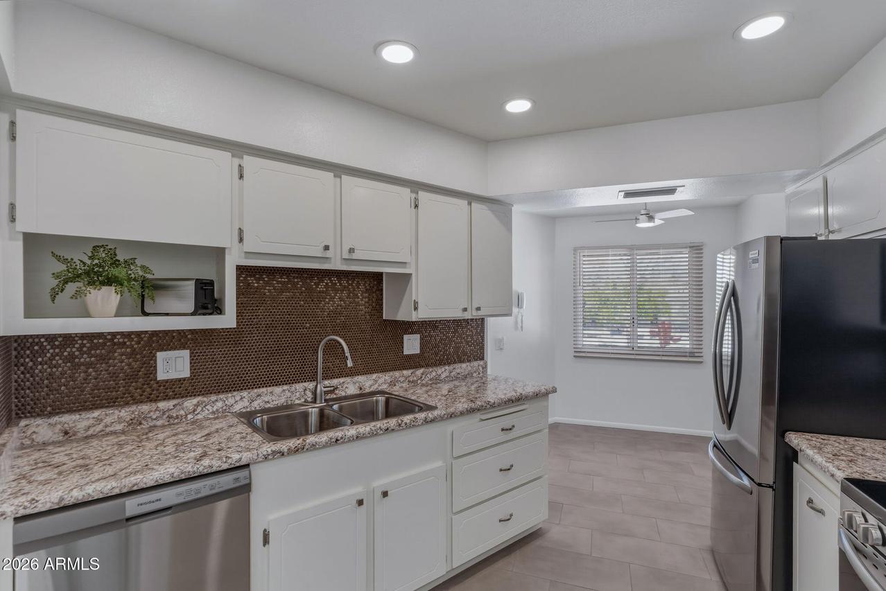 19477 N Star Ridge Dr., Sun City West, AZ 85375