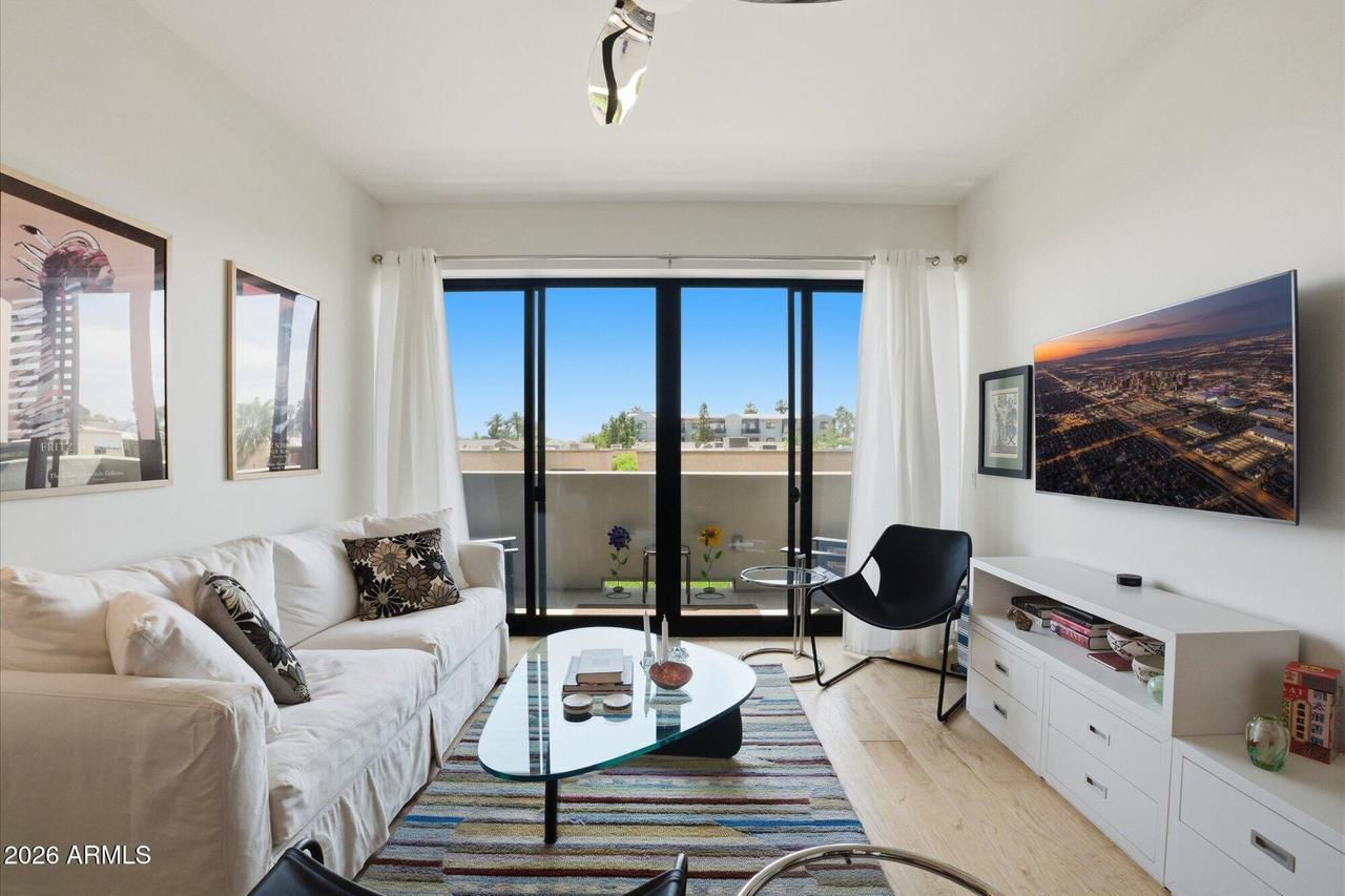 2300 E Campbell Ave. #212, Phoenix, AZ 85016