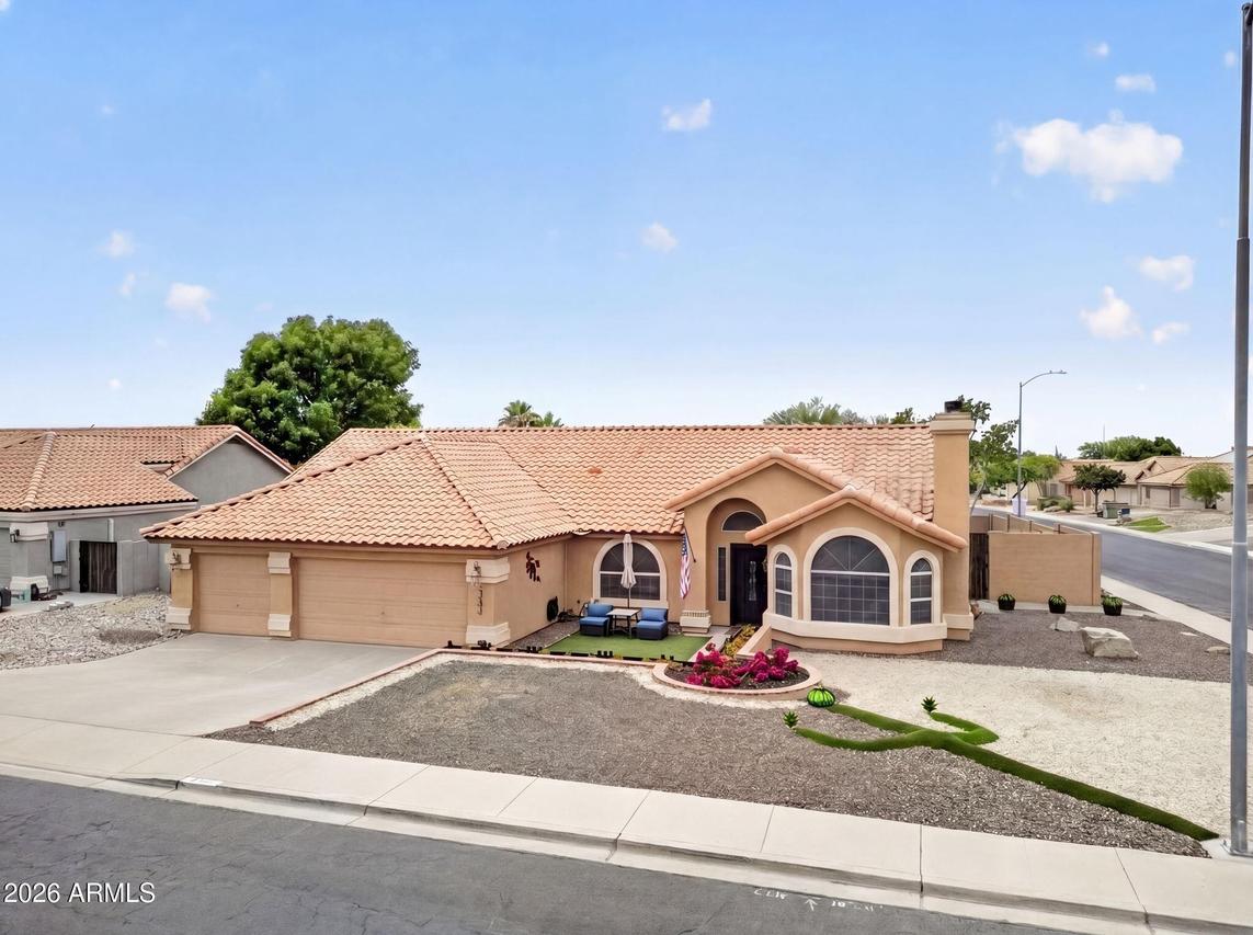 3242 N Ricardo Cir., Mesa, AZ 85215