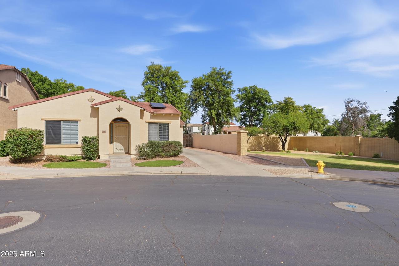 209 N 76th Pl., Mesa, AZ 85207