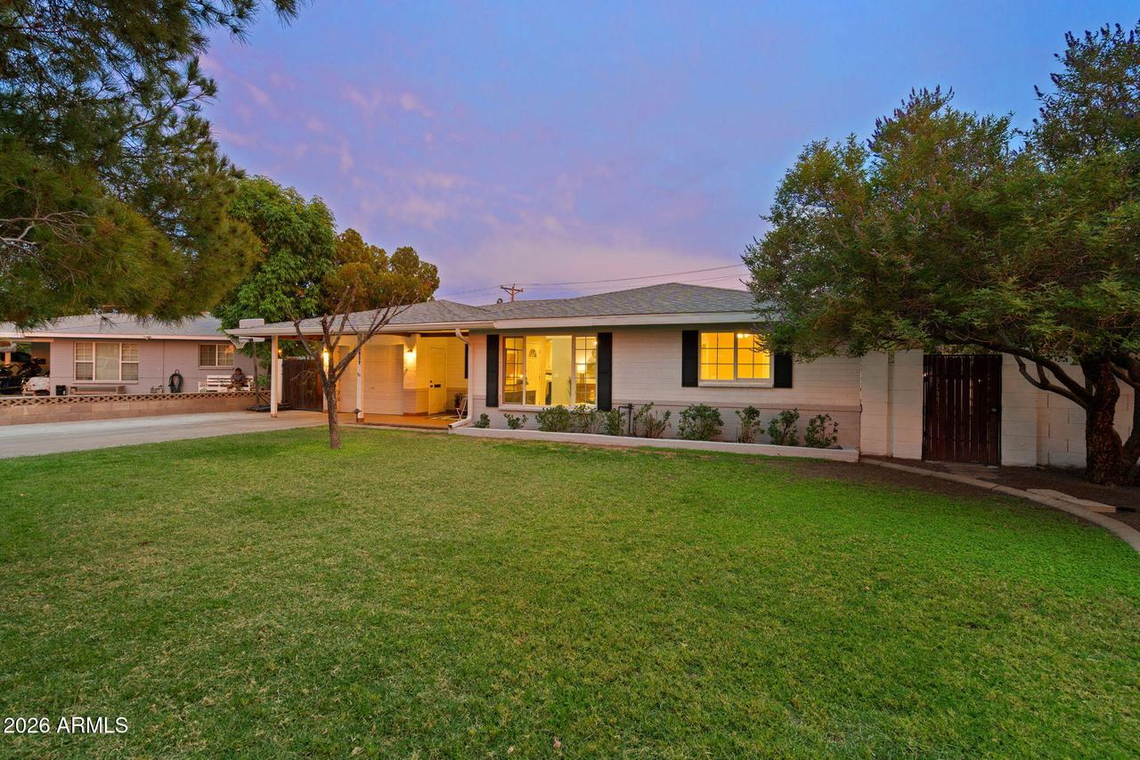 3839 E Vernon Ave., Phoenix, AZ 85008