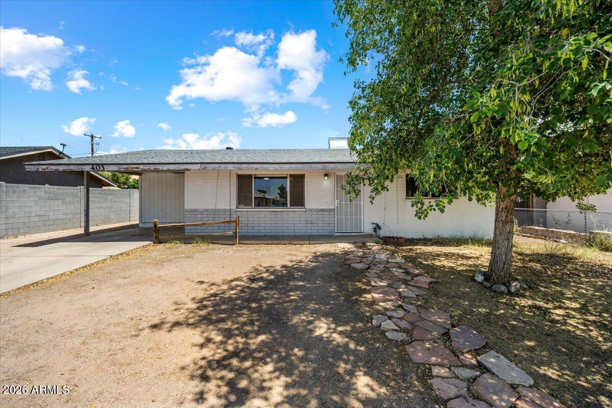 403 S Cardinal Dr., Apache Junction, AZ 85120