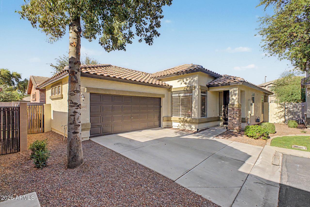 1243 S Emmett Dr., Chandler, AZ 85286