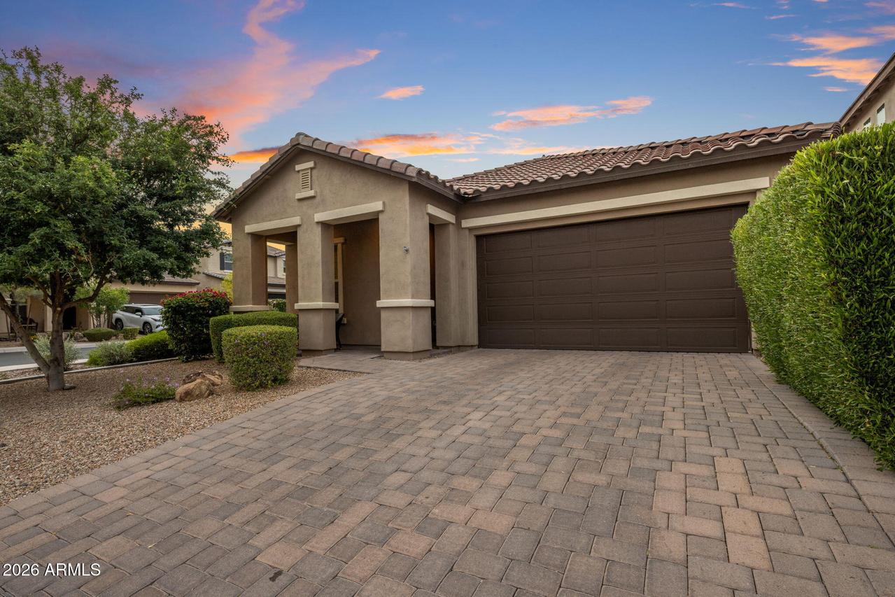 6610 E Marisa Ln., Phoenix, AZ 85054