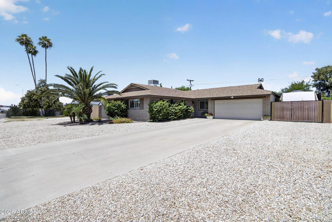 3738 W Morten Ave., Phoenix, AZ 85051