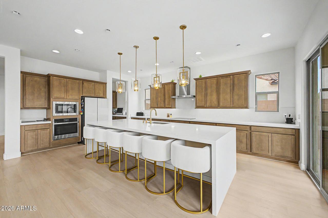 5844 W Mauna Loa Ln., Glendale, AZ 85306