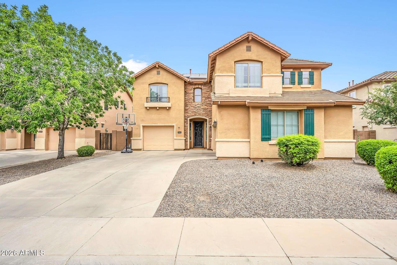 742 E Kingbird Dr., Gilbert, AZ 85297
