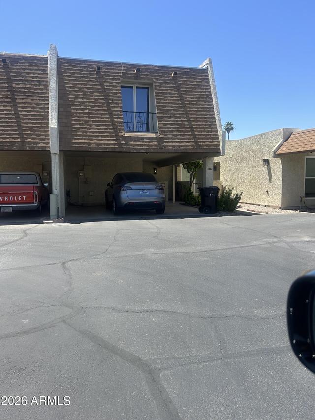 1927 E Duke Dr., Tempe, AZ 85283