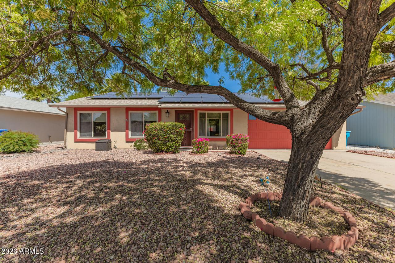 4020 E Windrose Dr., Phoenix, AZ 85032