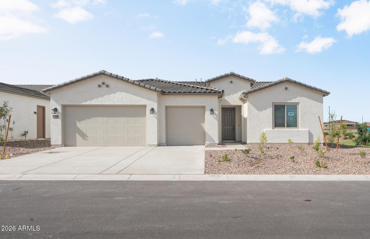 8130 W Willow Way, Florence, AZ 85132