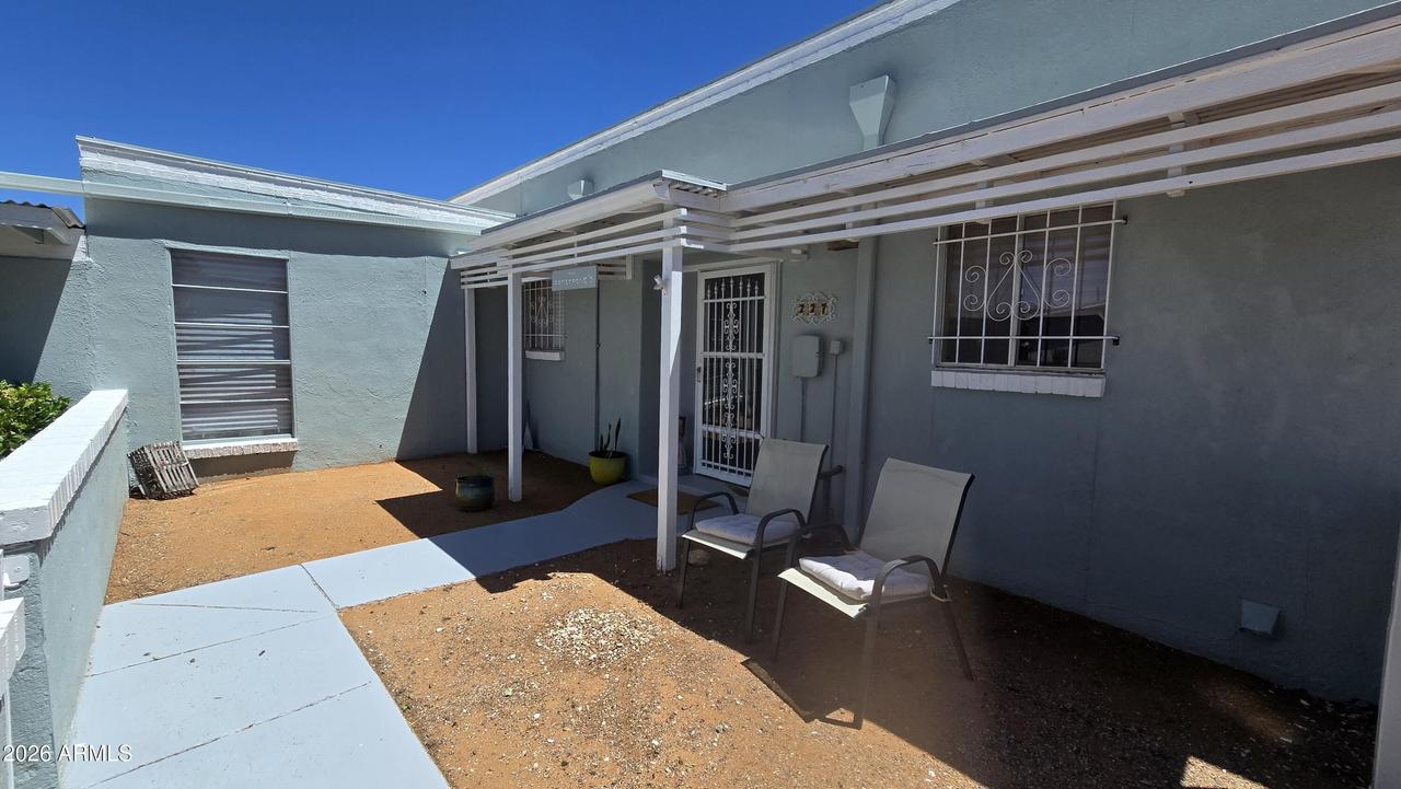 227 N Tracy Rd., Pearce, AZ 85625