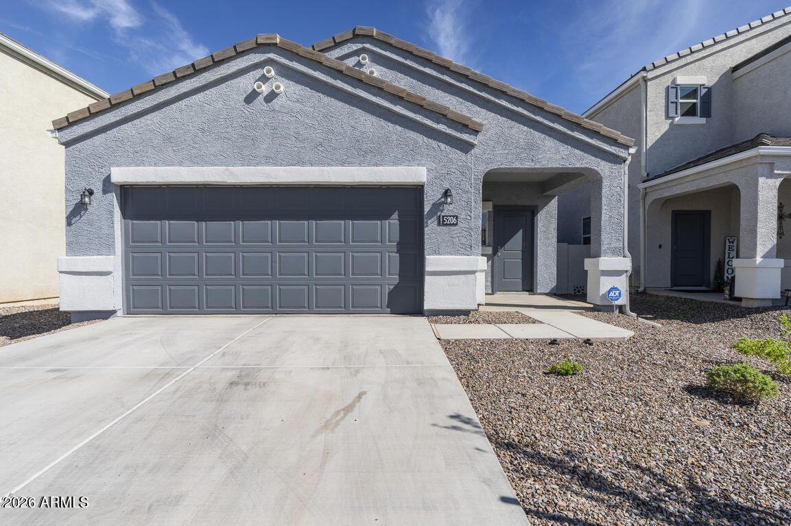 5206 E Gummite Dr., San Tan Valley, AZ 85143