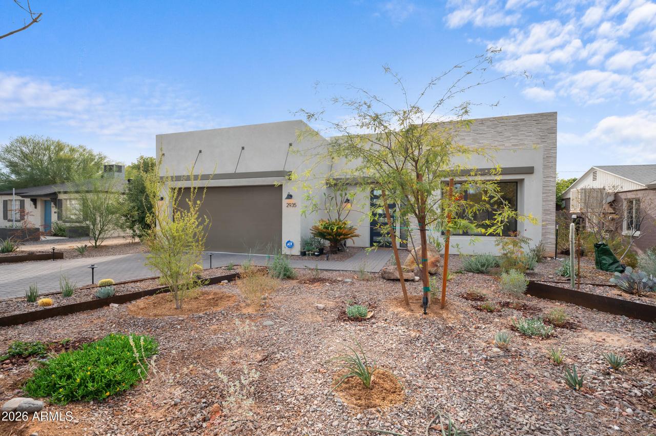 2935 E Mulberry Dr., Phoenix, AZ 85016