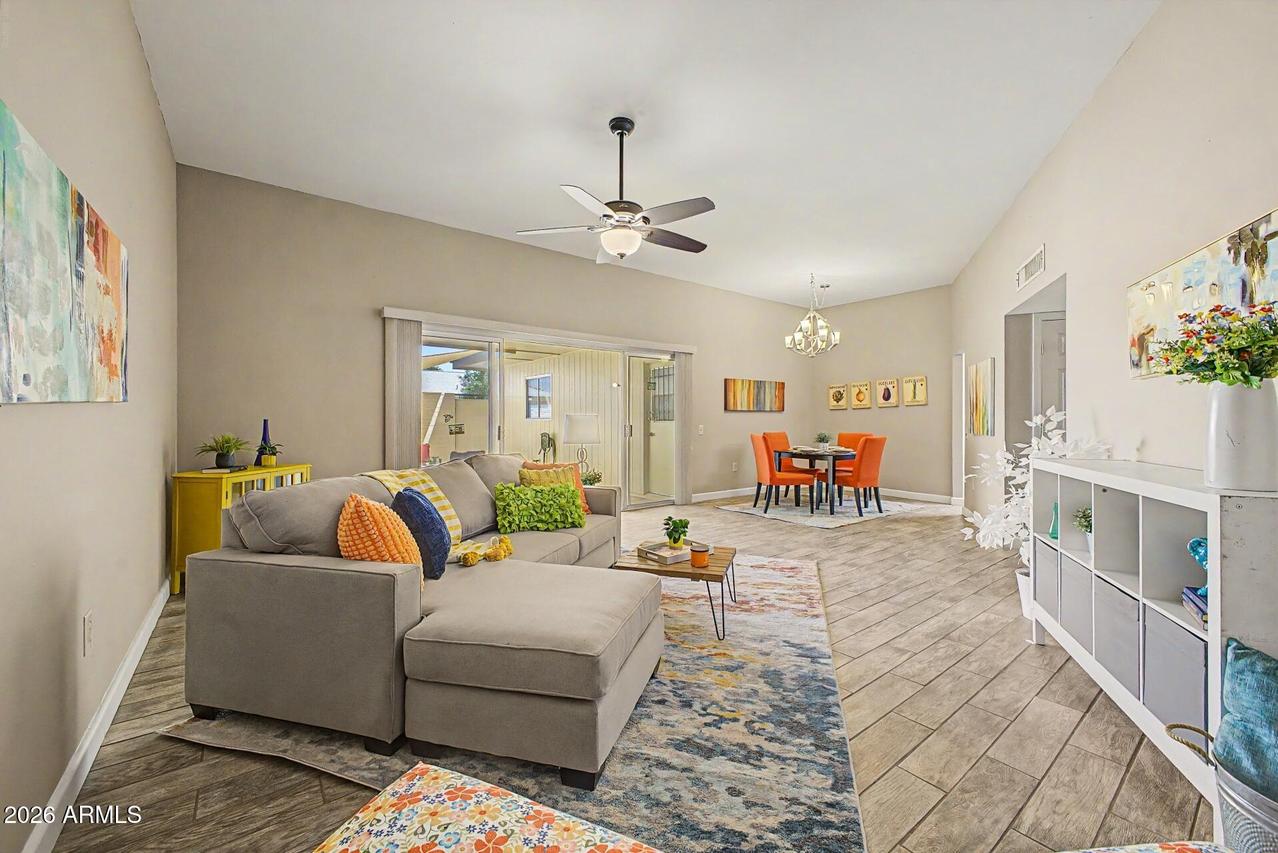 13852 N 109th Ave., Sun City, AZ 85351