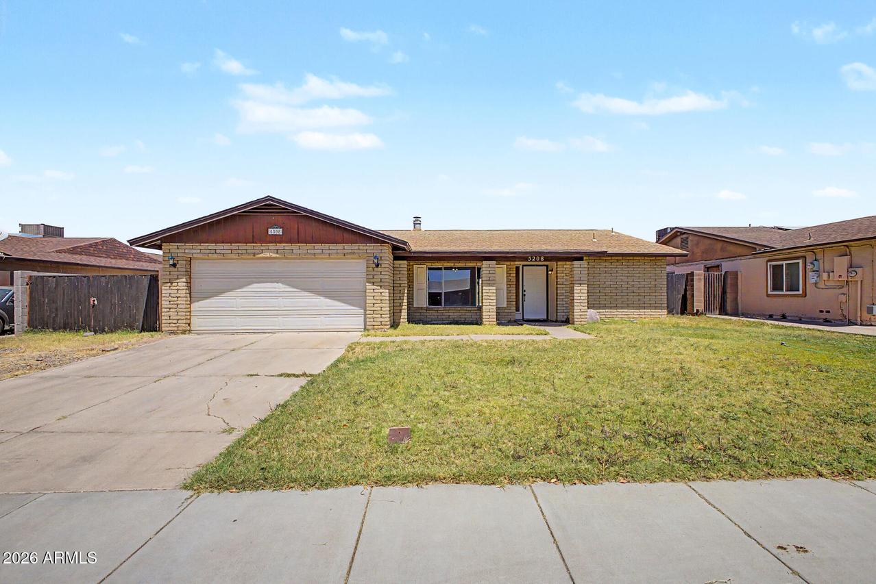 5208 W Shangri La Rd., Glendale, AZ 85304