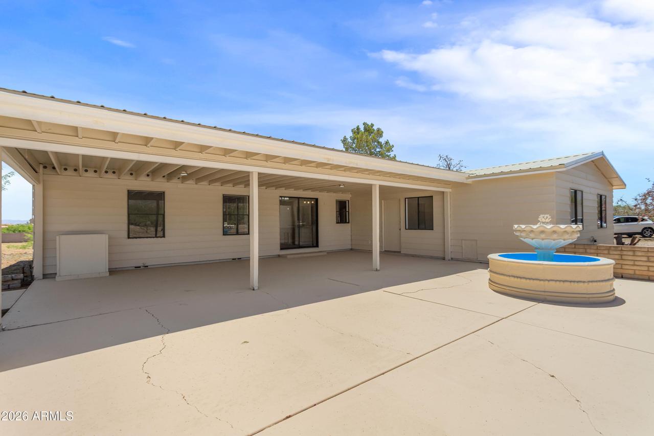 5696 S Calle De La Rosa Dr., Hereford, AZ 85615