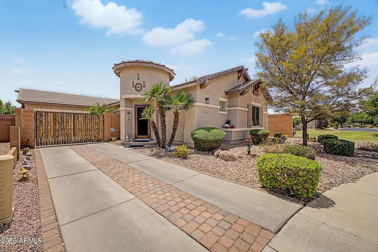 923 E Waterview Pl., Chandler, AZ 85249