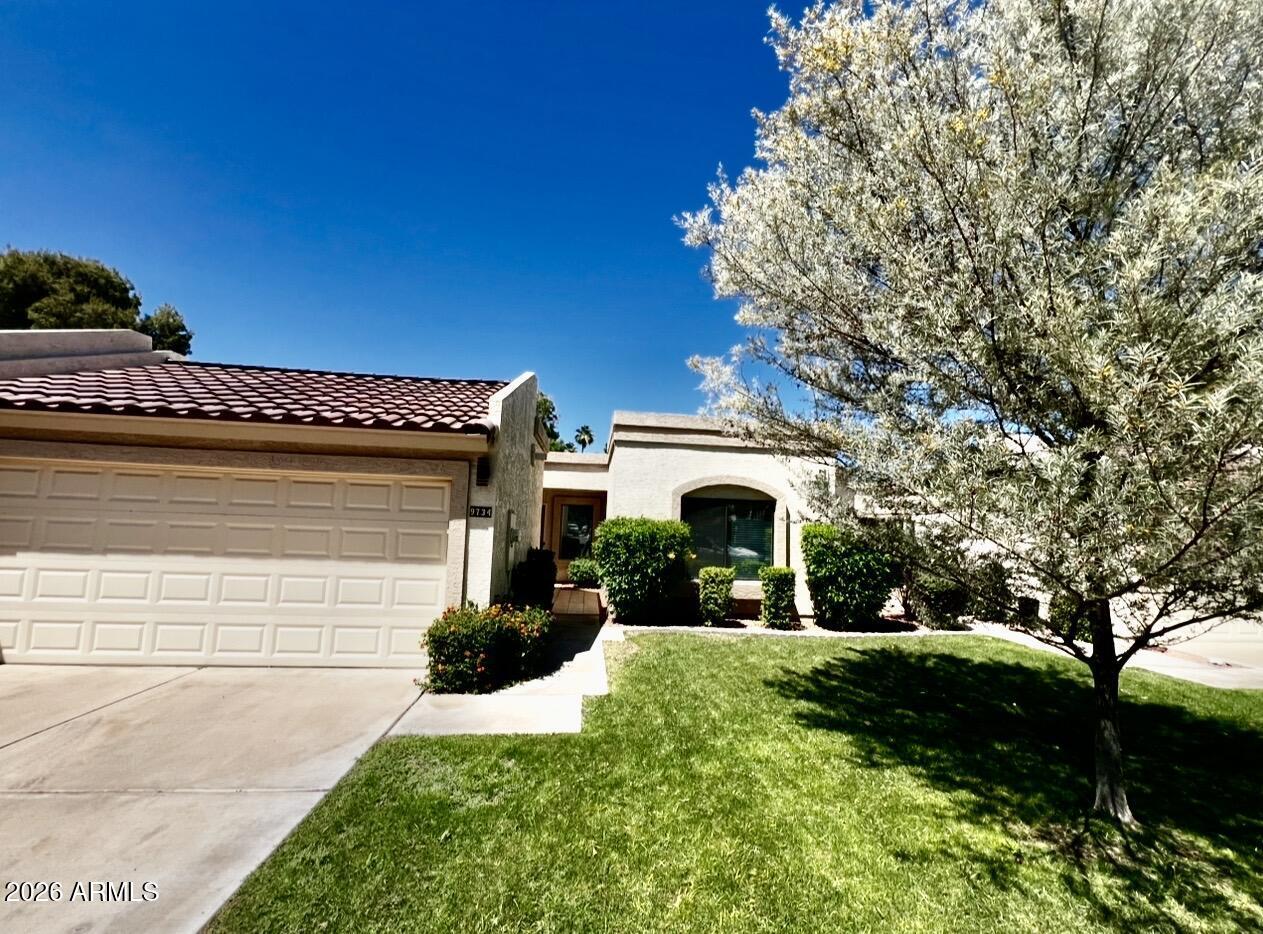 9734 W Kerry Ln., Peoria, AZ 85382