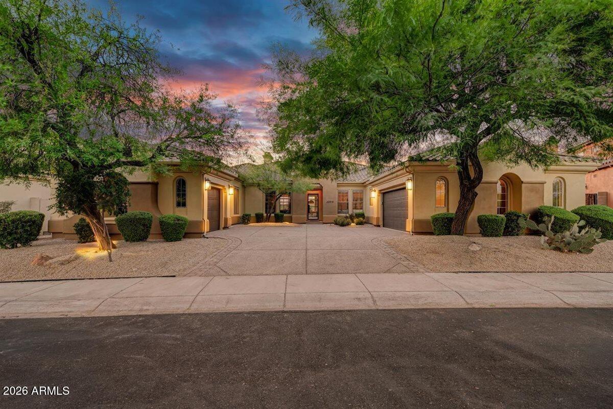 22318 N 36th St., Phoenix, AZ 85050