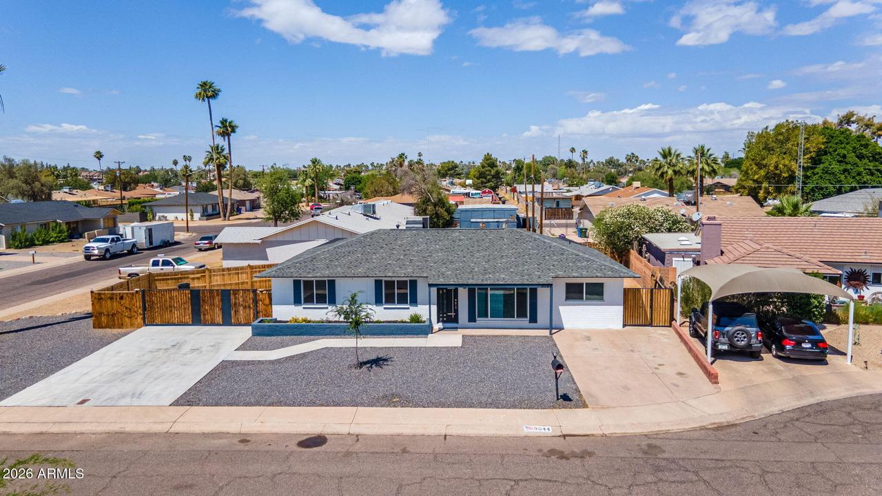 9044 N 16th Dr., Phoenix, AZ 85021