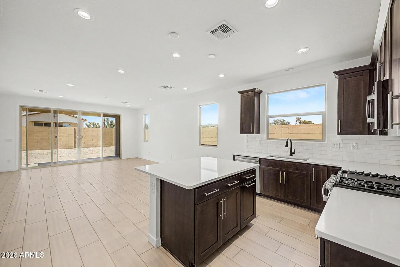 5330 W Harmont Dr., Glendale, AZ 85302