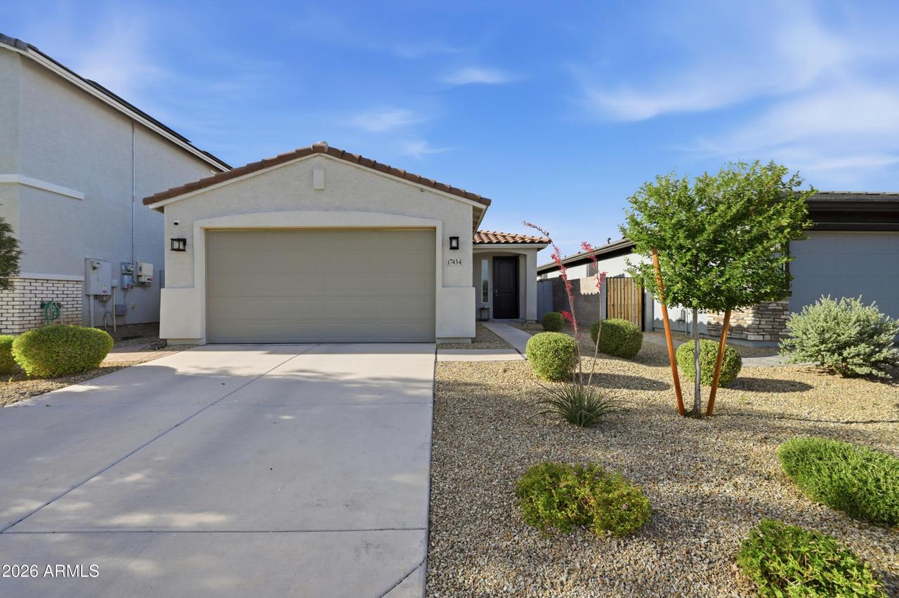 17434 W Daley Ln., Surprise, AZ 85387
