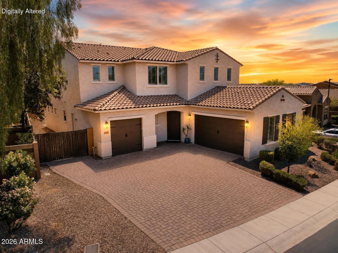 2109 W White Feather Ln., Phoenix, AZ 85085