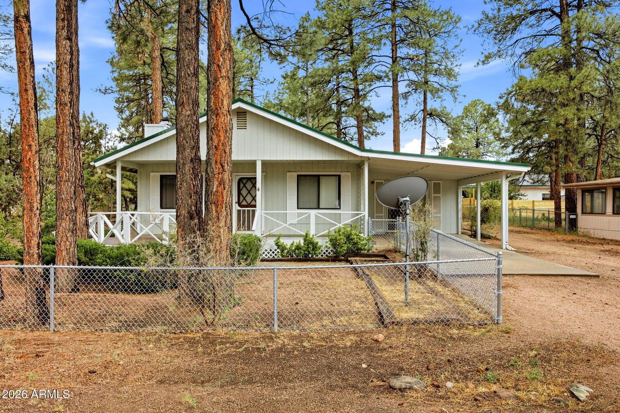 1701 W Huning St., Show Low, AZ 85901