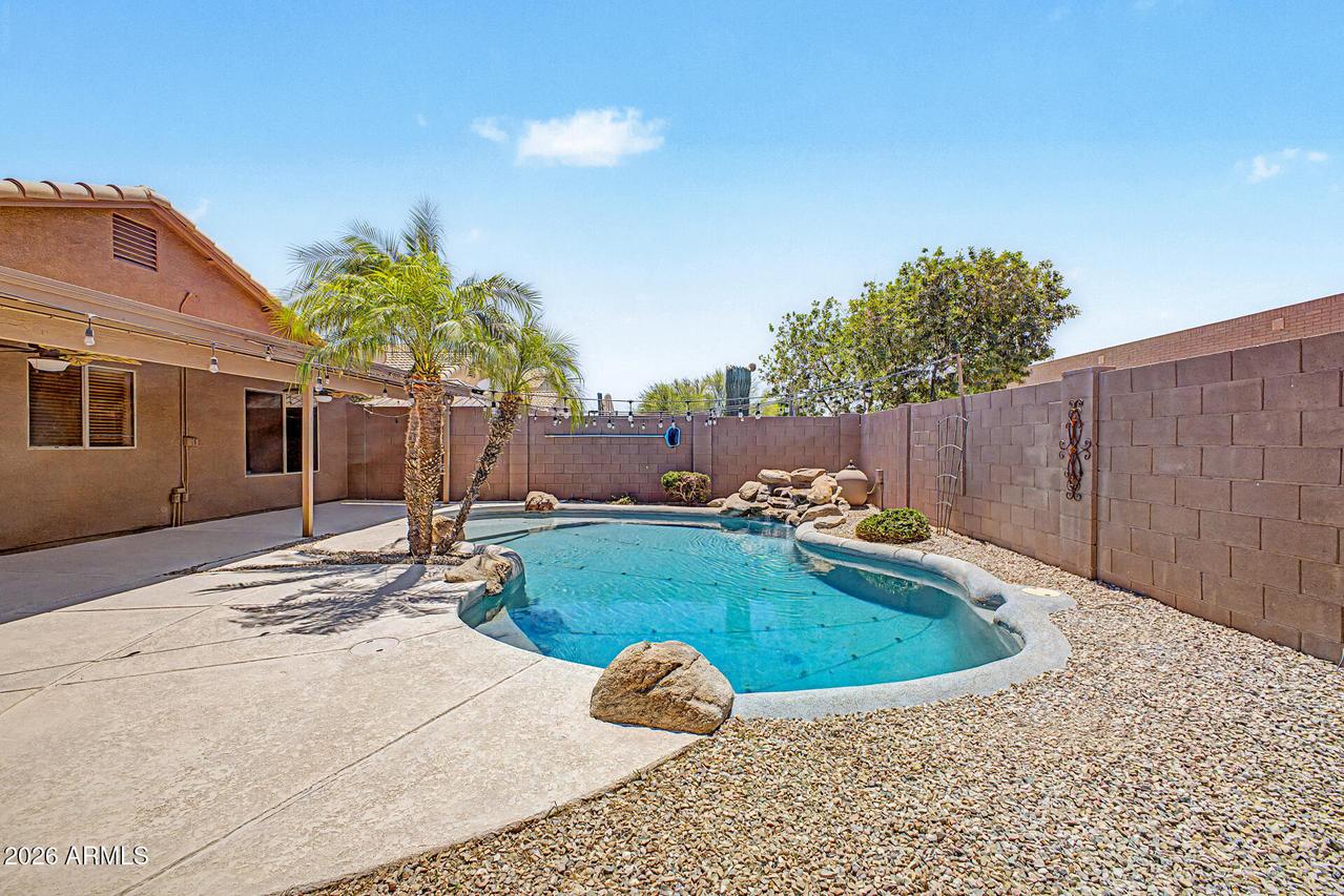 16226 S 47th St., Phoenix, AZ 85048
