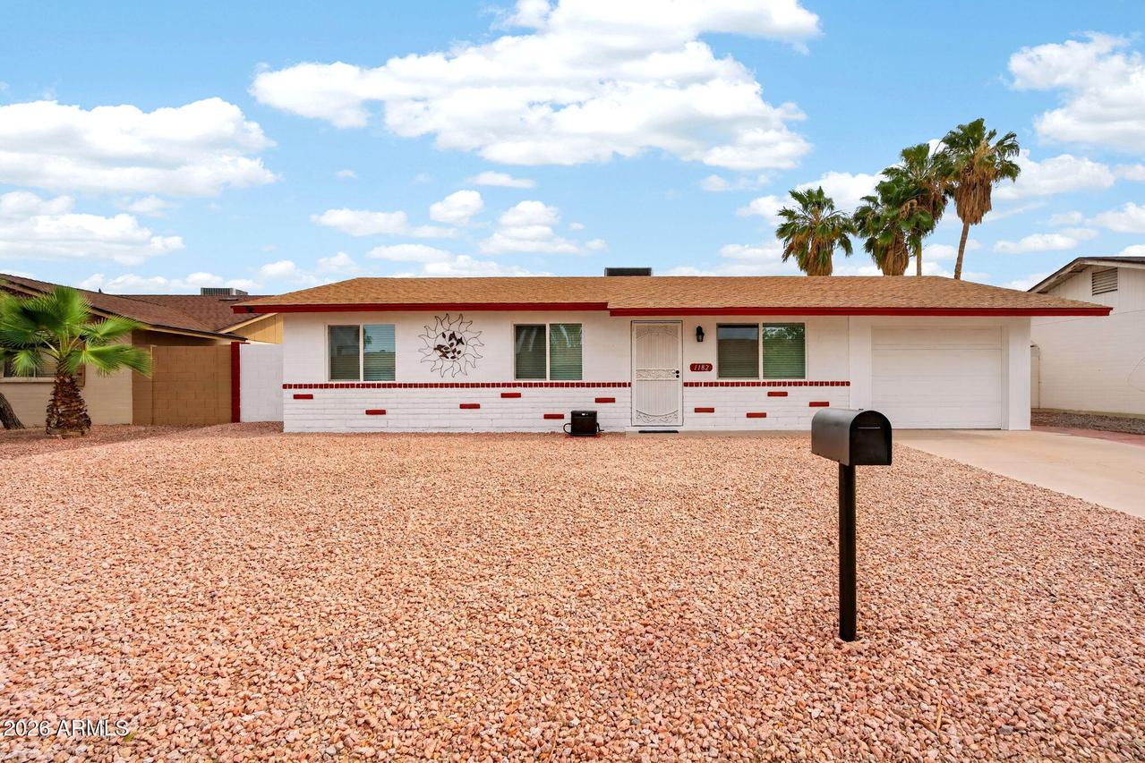 1182 W El Alba Way, Chandler, AZ 85224