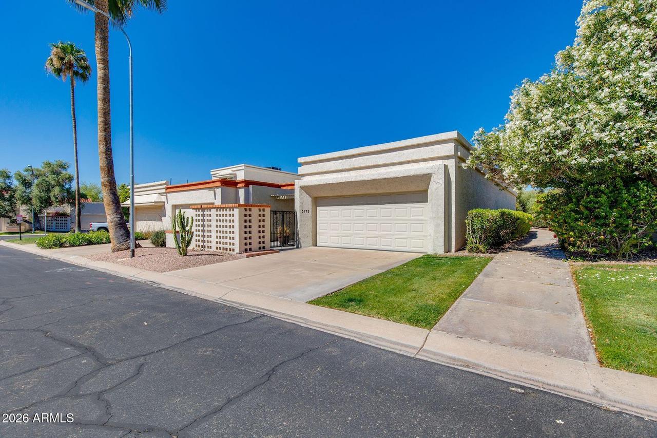 5172 N 77th St., Scottsdale, AZ 85250