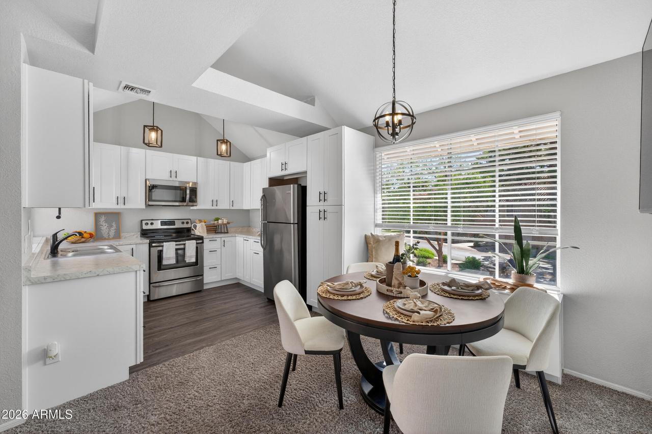 1633 E Lakeside Dr. #25, Gilbert, AZ 85234