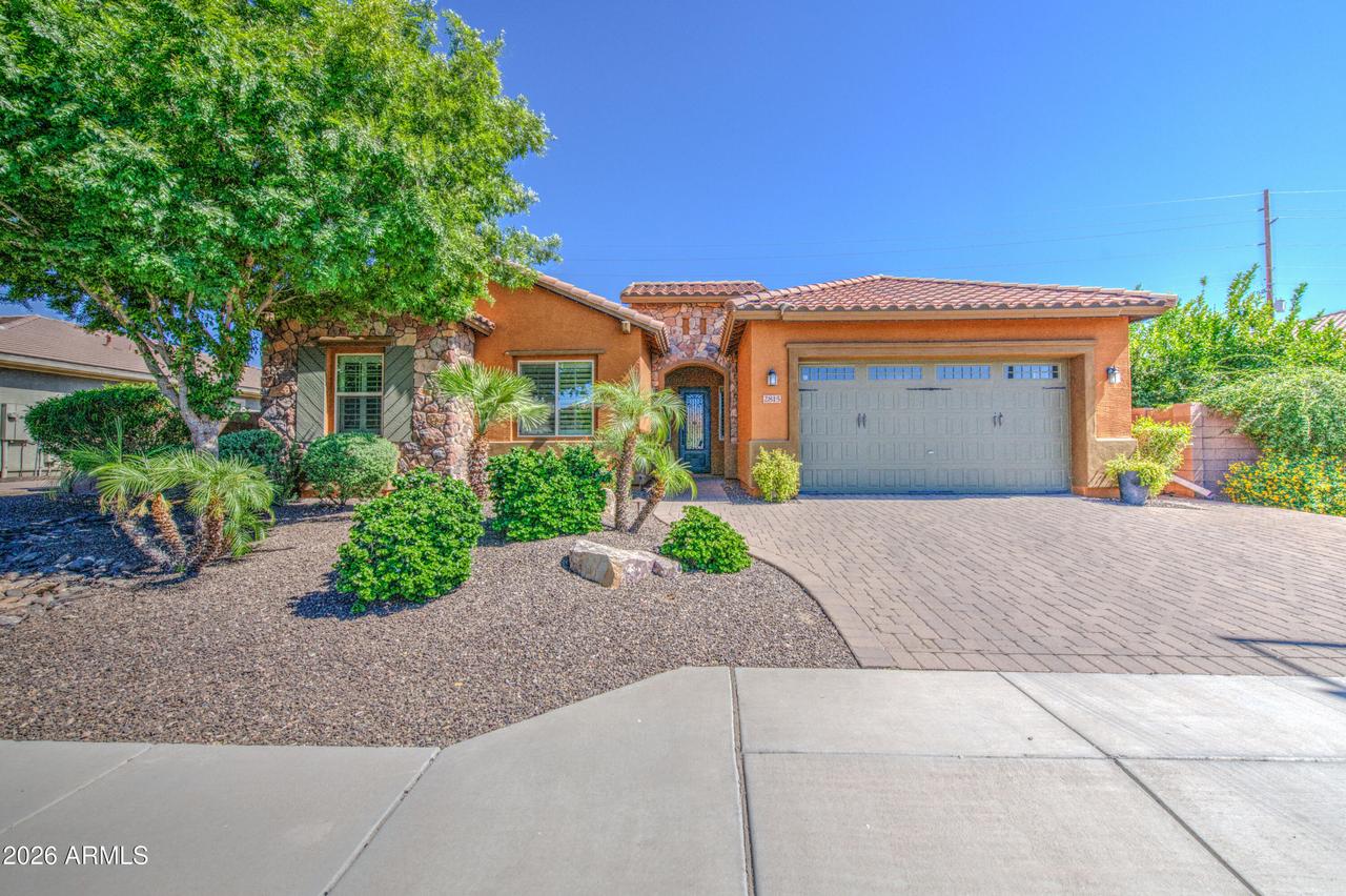 2815 E Odessa St., Mesa, AZ 85213