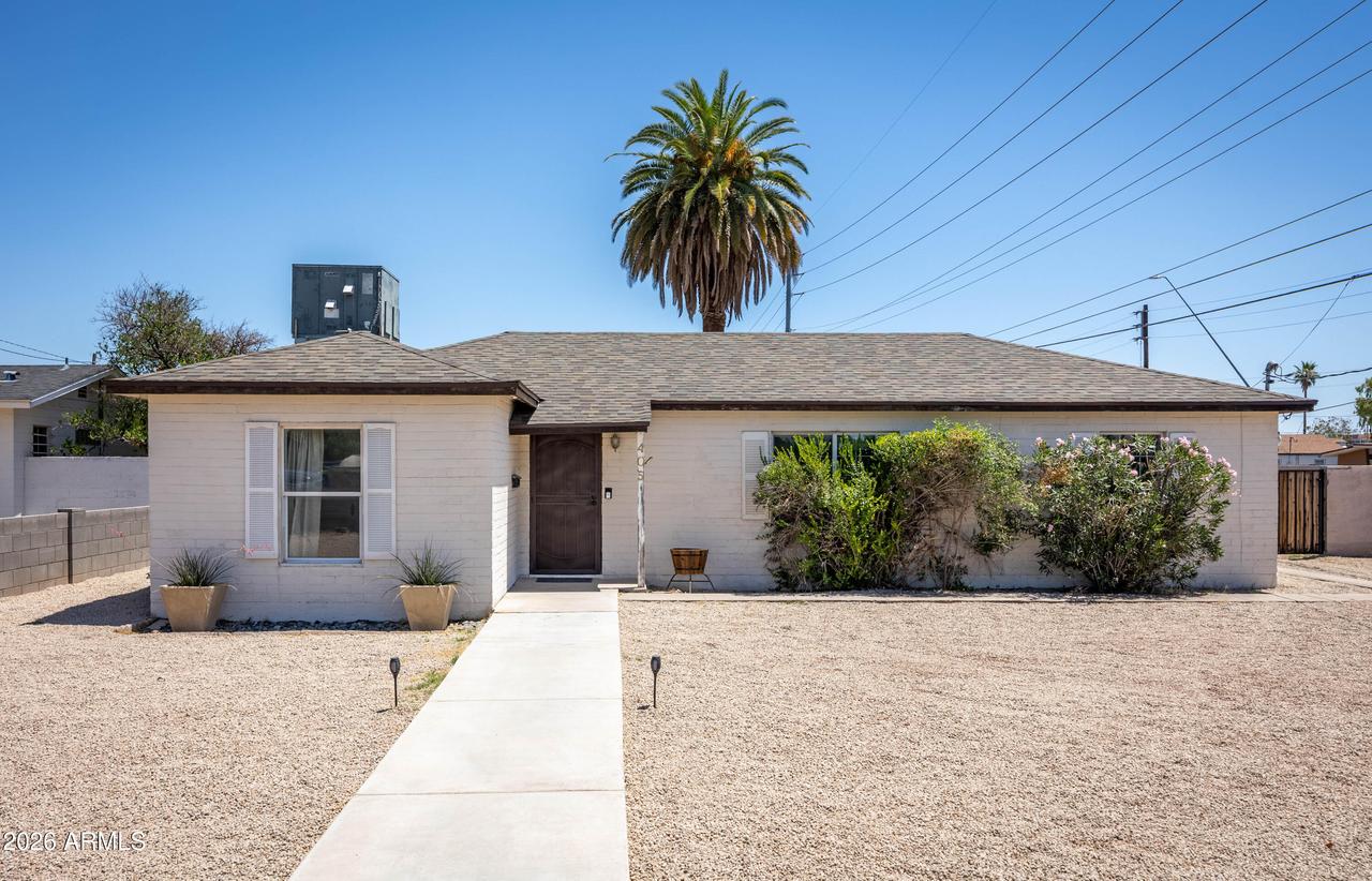 405 N Orange St., Mesa, AZ 85201
