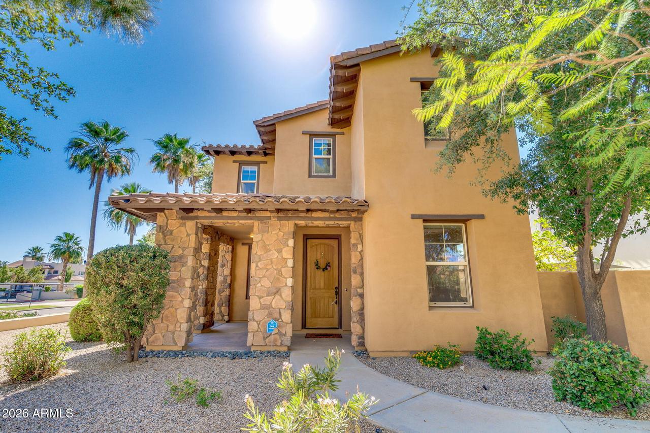 3510 E Lakewood Pkwy. #102, Phoenix, AZ 85048