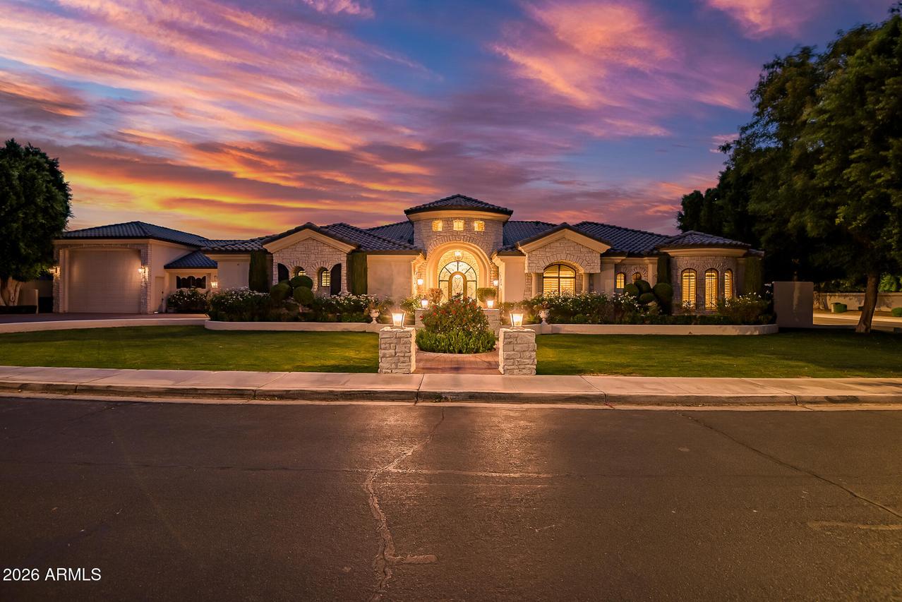 2354 E Minton St., Mesa, AZ 85213