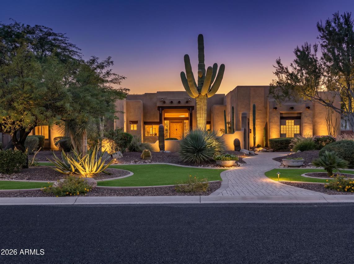 9614 W Camino De Oro, Peoria, AZ 85383